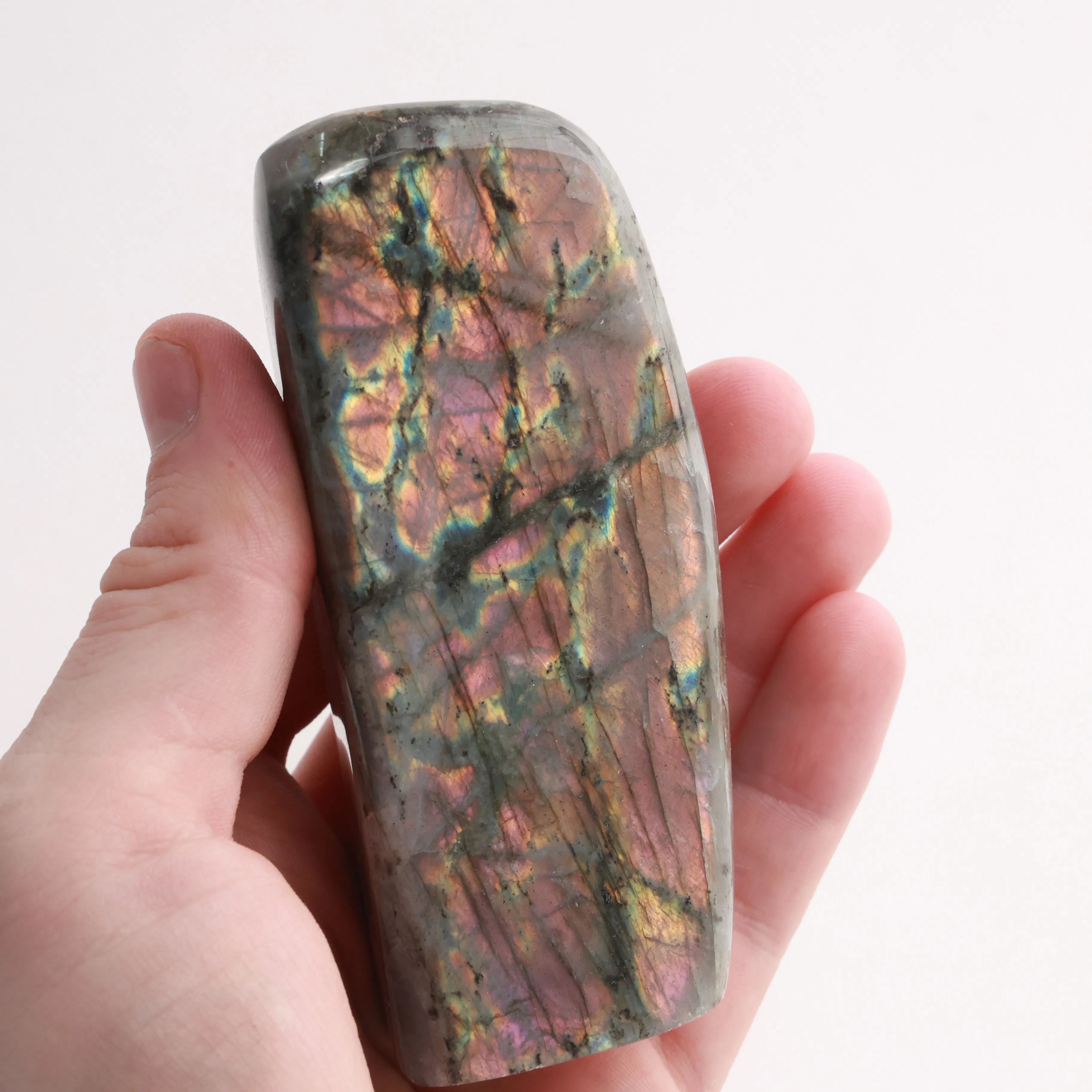 Labradorite | Meaning, Origin & Natural Stone Forms