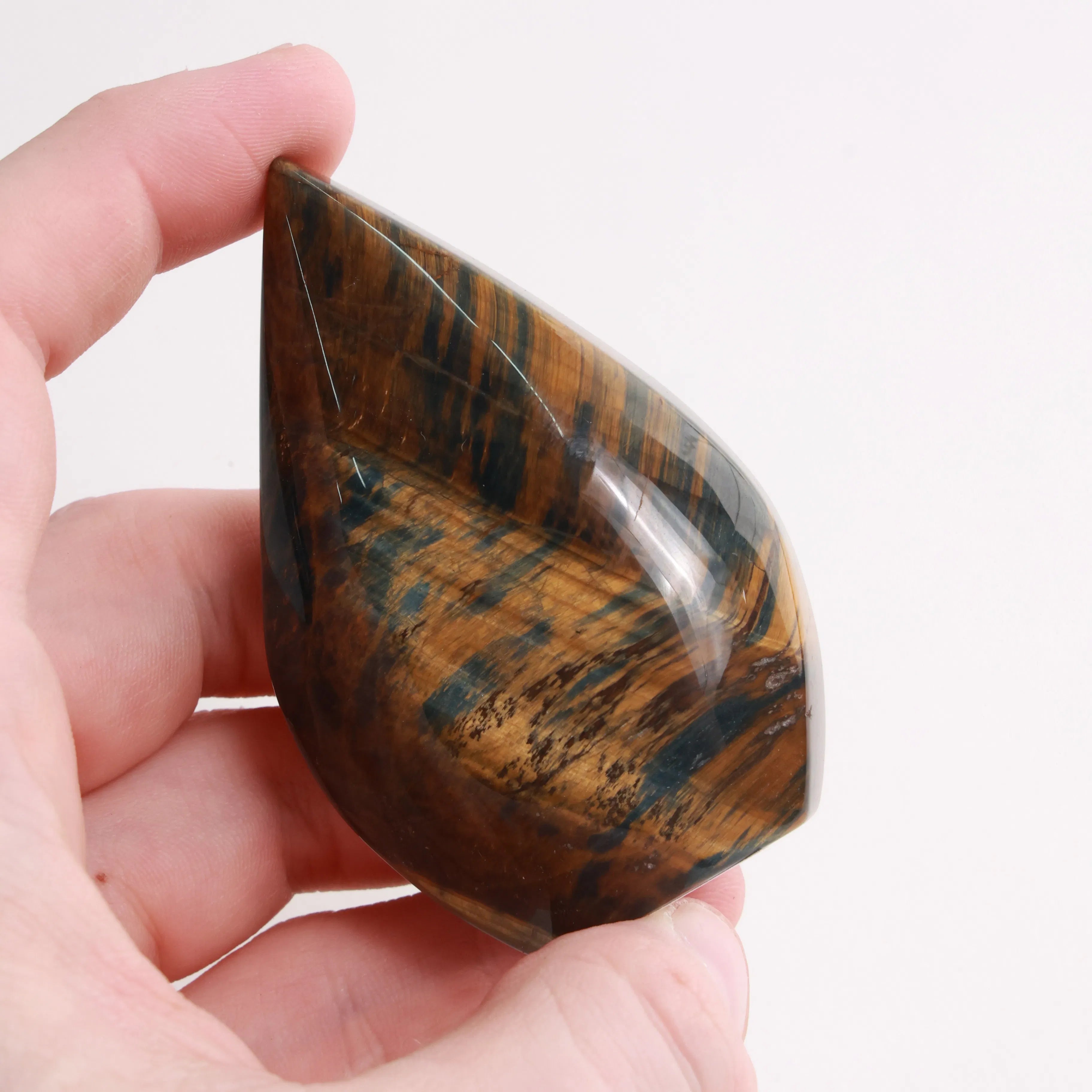 Tigers Eye | Meaning, Origin & Natural Stone Forms