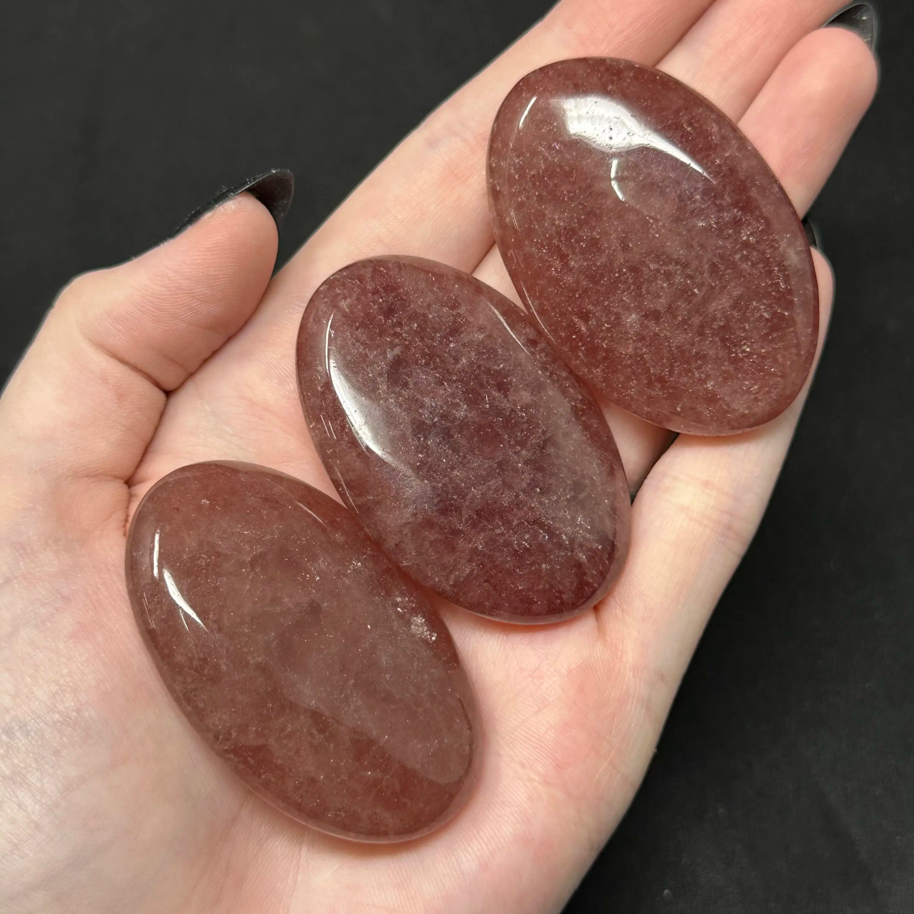 Strawberry Quartz | Meaning, Origin & Uses