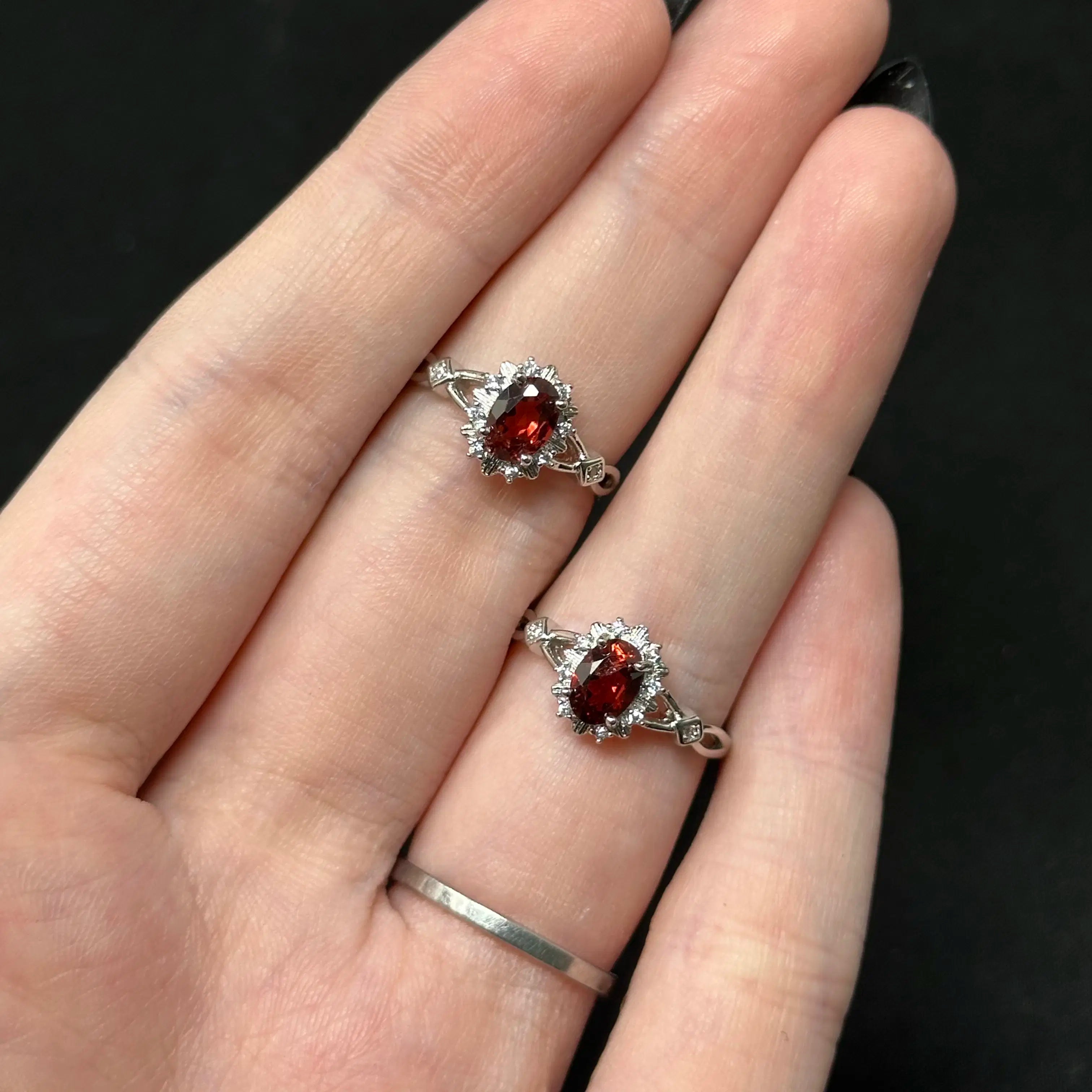 Adjustable Crystal Rings (Silver-Plated Copper)