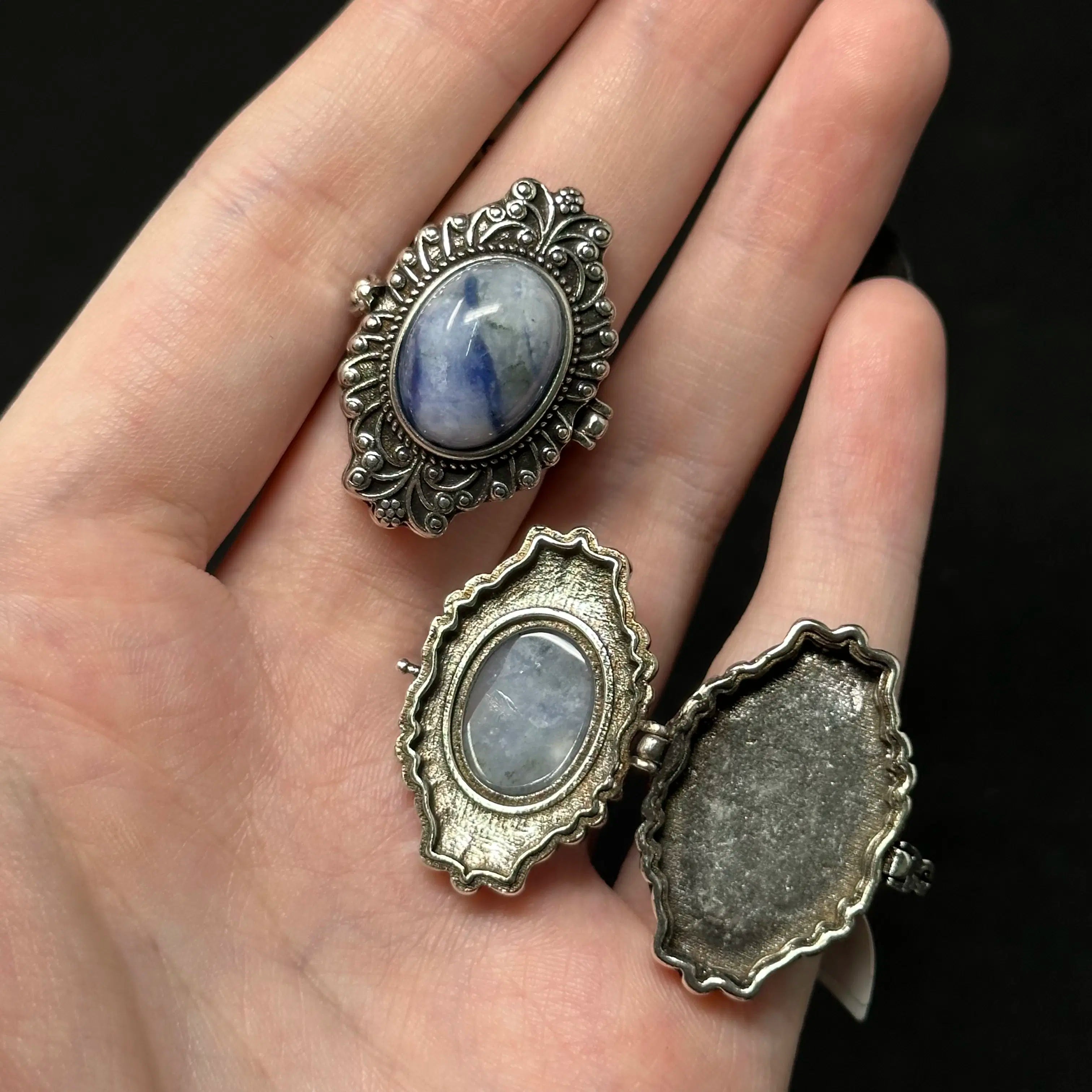 Adjustable Crystal Rings (Silver-Plated Copper)