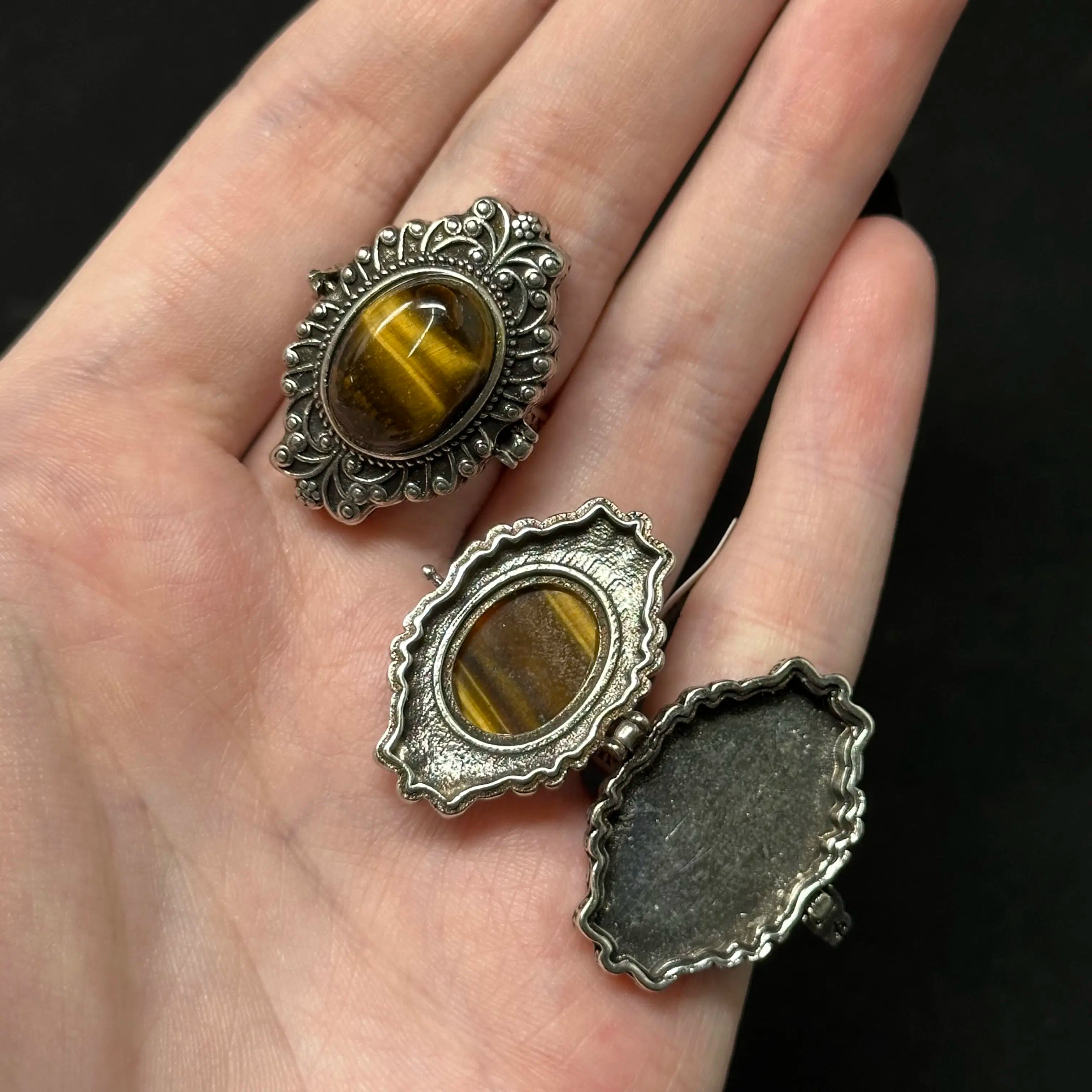 Adjustable Crystal Rings (Silver-Plated Copper)